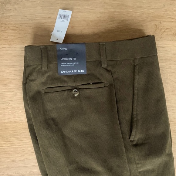 Banana Republic Other - BANANA REPUBLIC Men’s Modern Fit Brown Pant Size 30/30